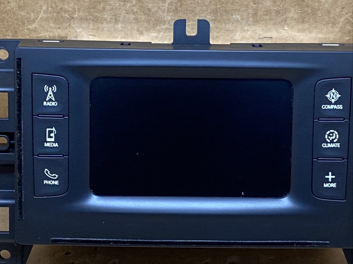 2015 2016 Chrysler 200 5" Radio Display Info Screen VP2 P68237069AE 68237069AE2