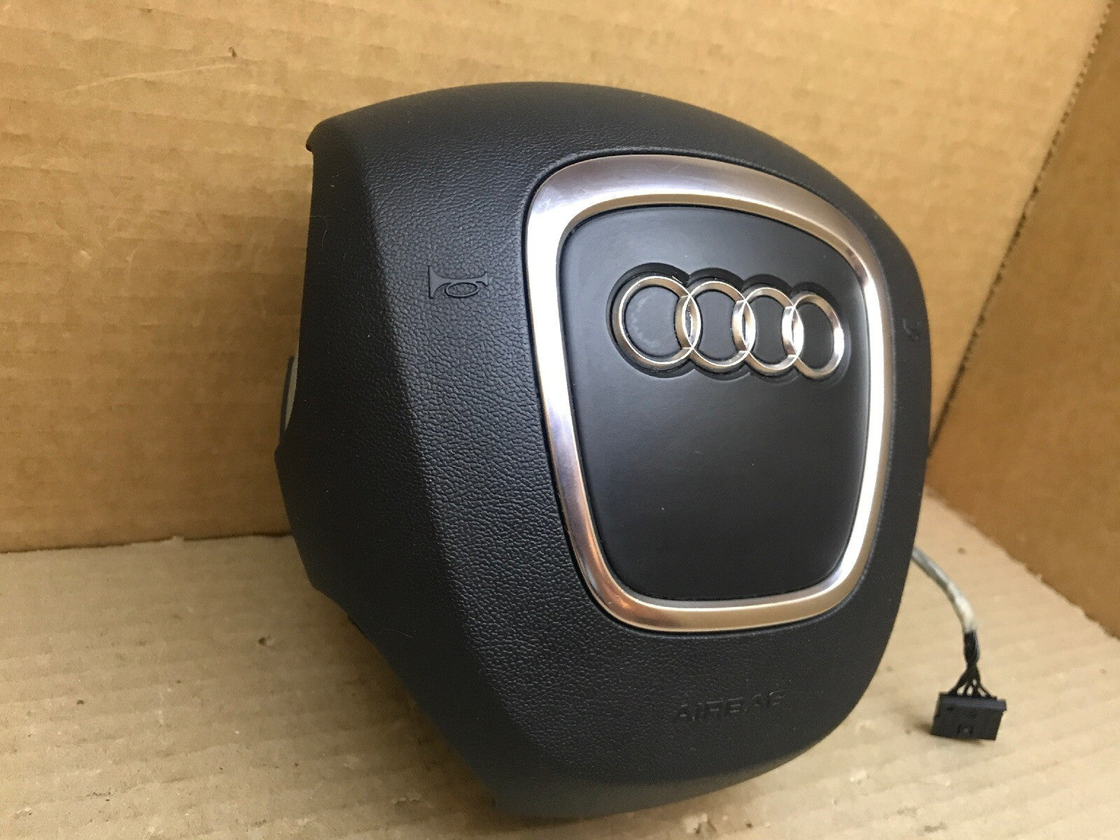 Audi A6 S6 Front Left Driver Side Steering Wheel Airbag Air Bag Black4