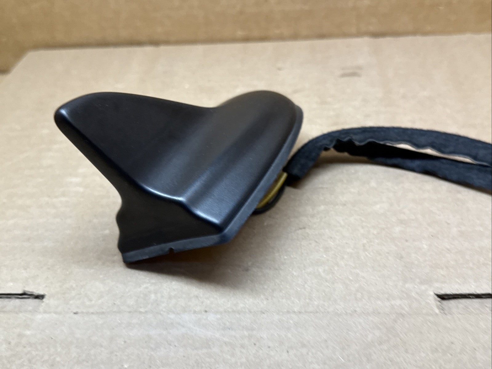 2017 2024 RAM 1500 CHALLENGER RADIO ANTENNA MOPAR OEM 68281280AA6