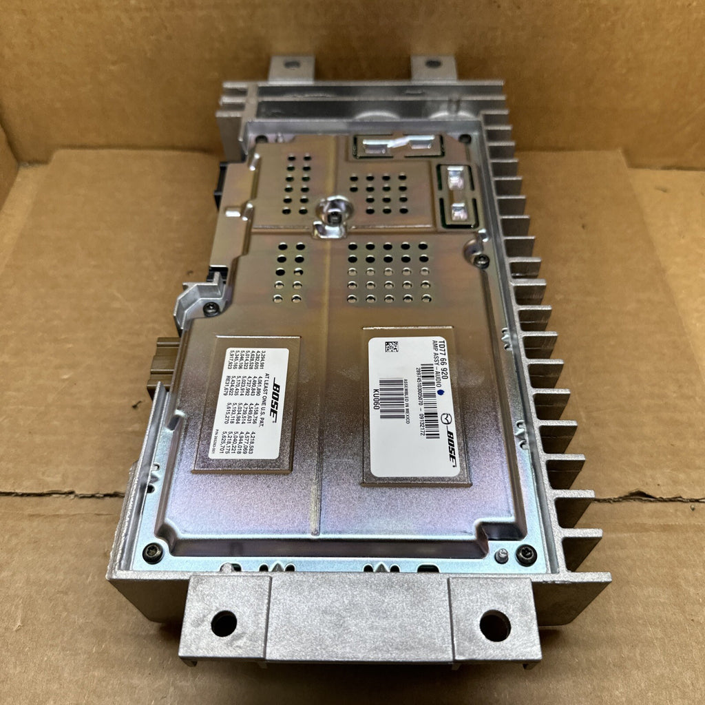 2007 2012 Mazda CX 9 CX9 Bose Radio Amp Amplifier TD77 66 9206