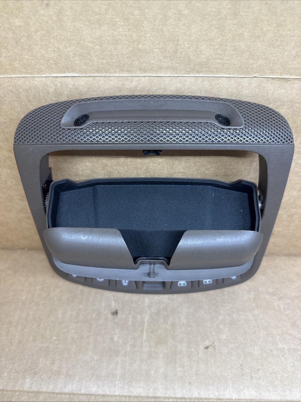 2016 2018 Lincoln MKX Overhead Console Dome Light Sun Roof Switch Brown4