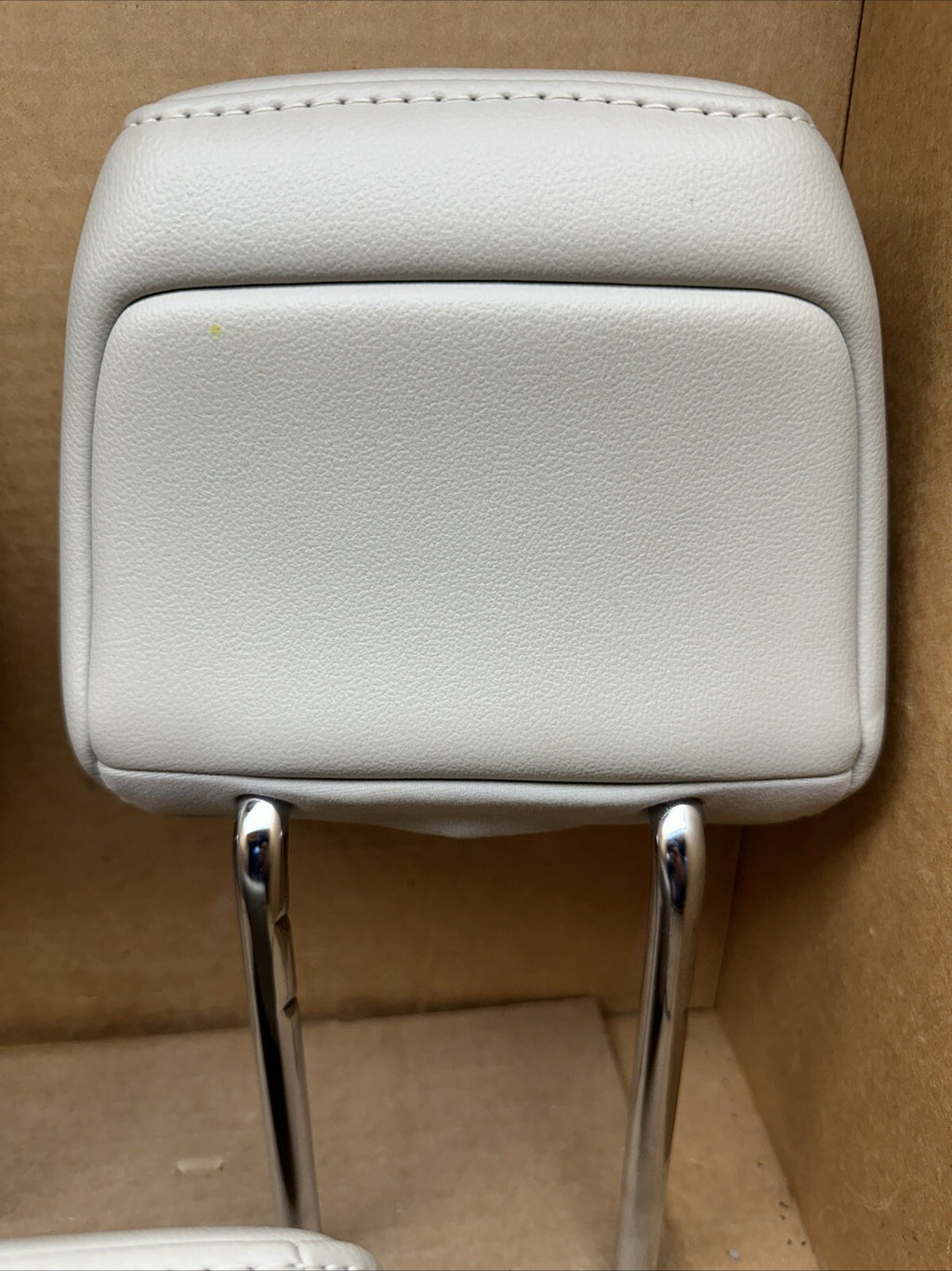 2015 2020 FORD EDGE OEM REAR BACK SEAT HEADRESTS HEAD REST LEATHER SET 36