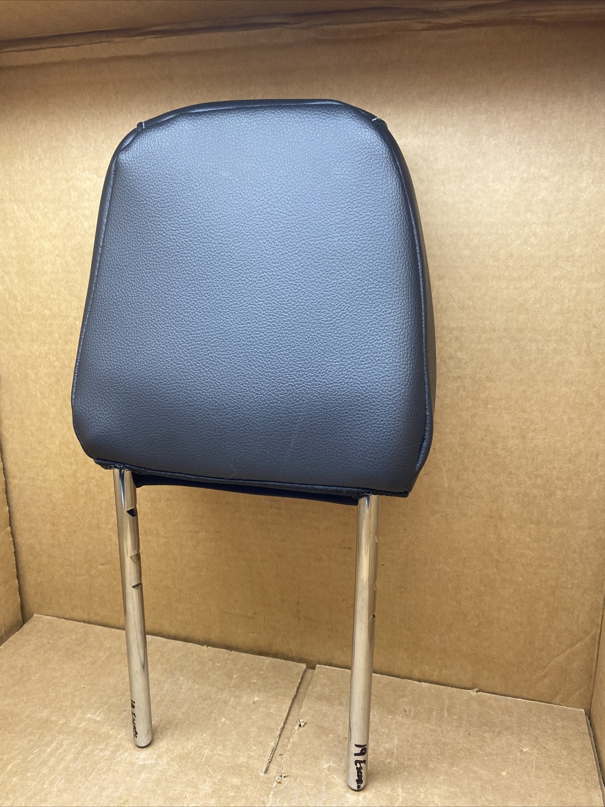 2017 2019 Ford Escape Front Head Rest Headrest Driver Passenger Black Leather7