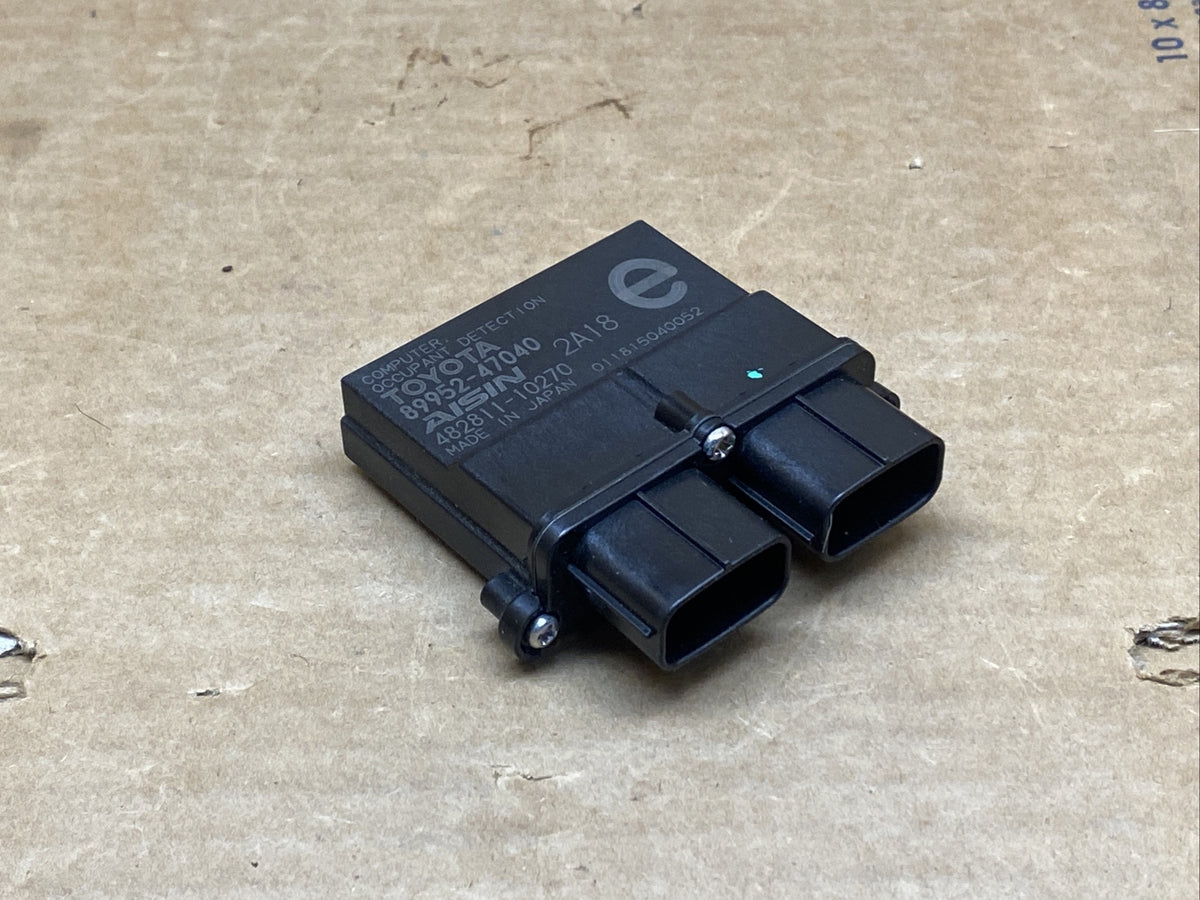 Prius 4Runner tC Front Passenger Seat Occupant Detection Module 89952 470404