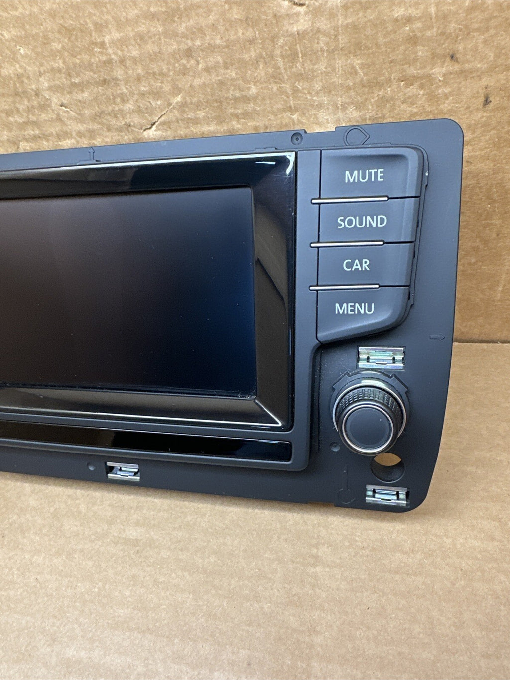 15 16 Volkswagen Golf GTI Audio Radio Navigation  Display Screen 5G0 919 605 H2