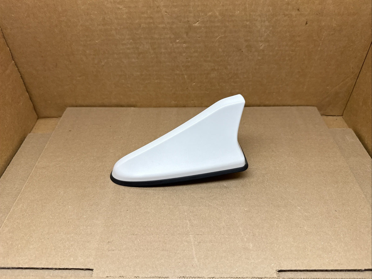 2019 2020 Kia Optima Roof Mounted Radio Antenna Snow White Pearl 96210 D5101SWP1