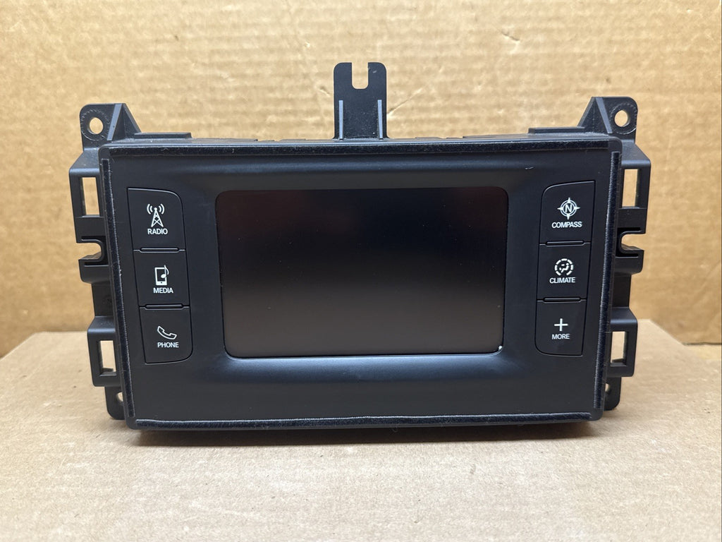 2015-2016 Jeep Grand Cherokee Touchscreen Radio VP2 P68237062AD 68237062AD1