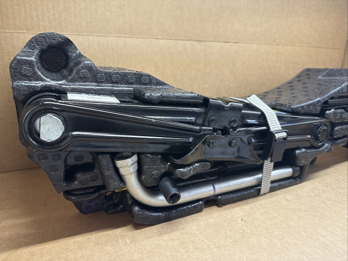2018 2024 VOLKSWAGEN ATLAS EMERGENCY SPARE TIRE WHEEL JACK LIFT TOOLS BAG OEM1
