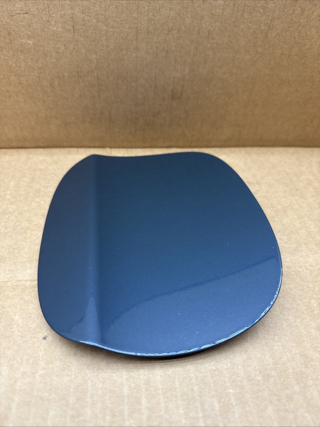 2015 2018 Ford Edge Gas Fuel Door Cover Cap Panel  OEM Blue LC Used1