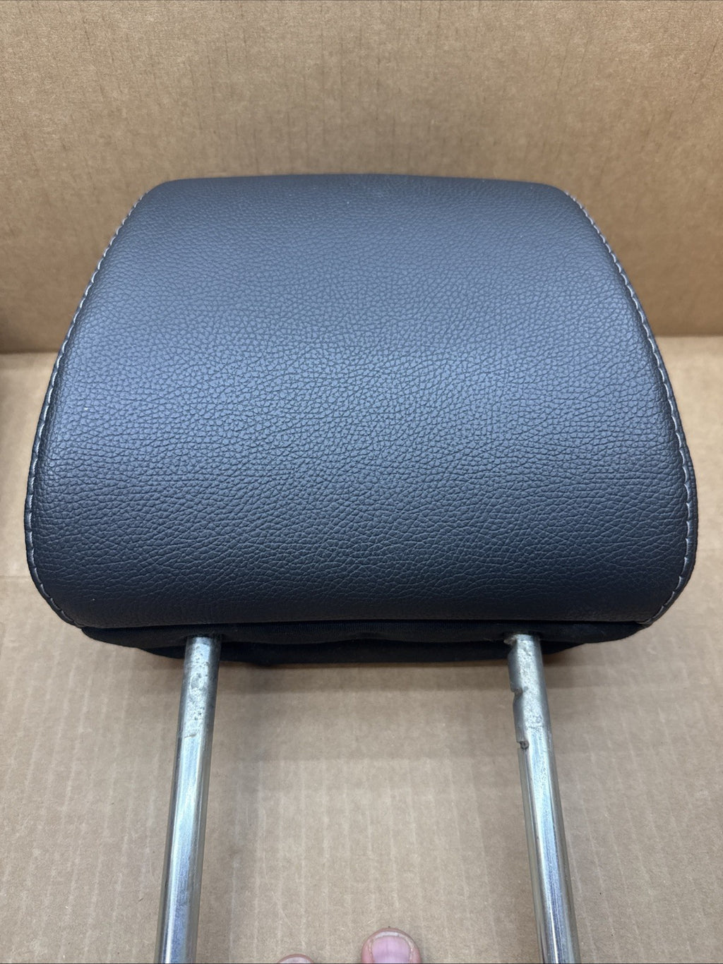 2016 2022 Honda Pilot Rear 2nd Row Black Leather Headrest Set Pair OEM5