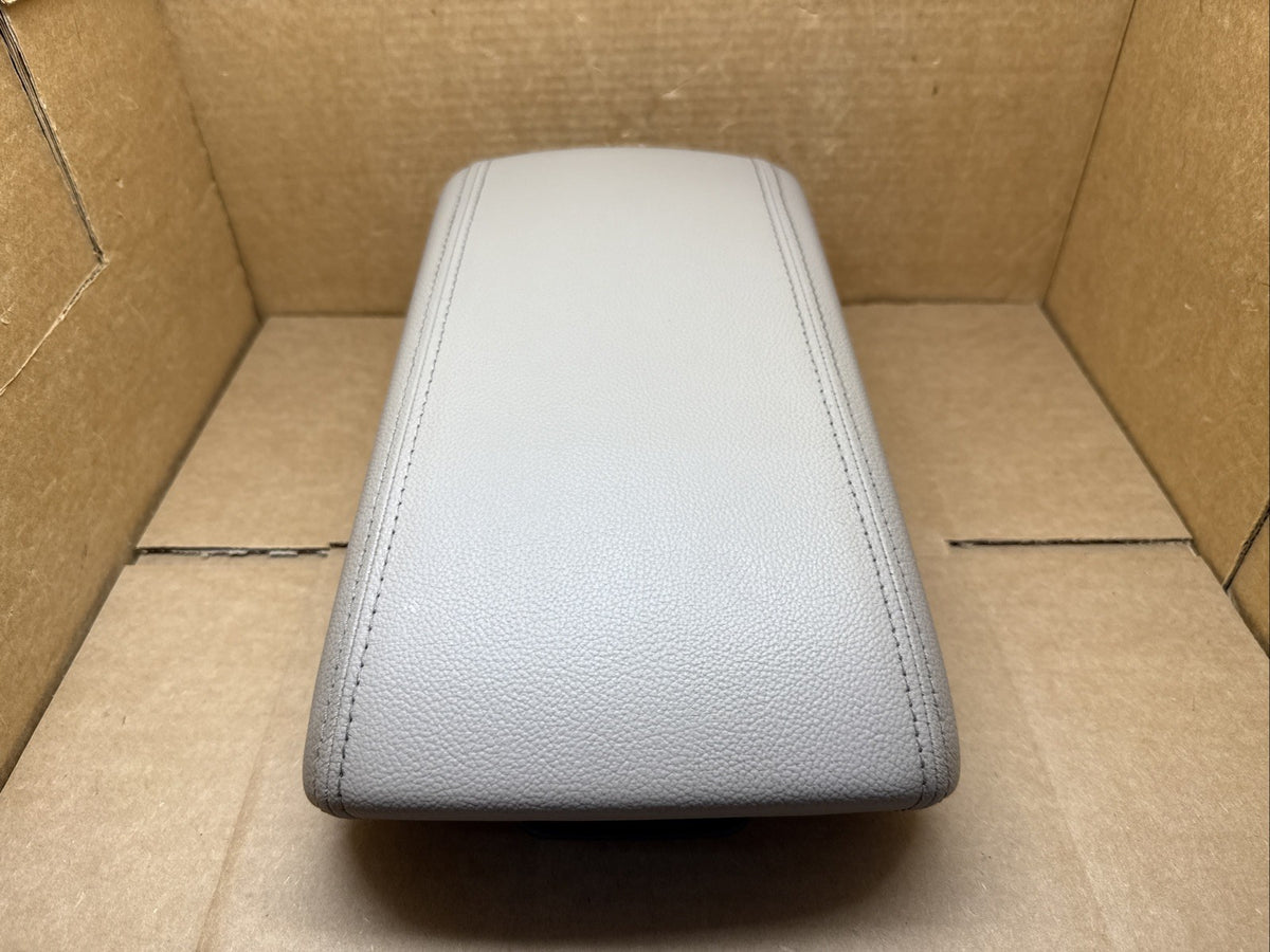 2016 2021 Hyundai Tucson Center Console Lid Cover Top Arm Rest Armrest Tan3