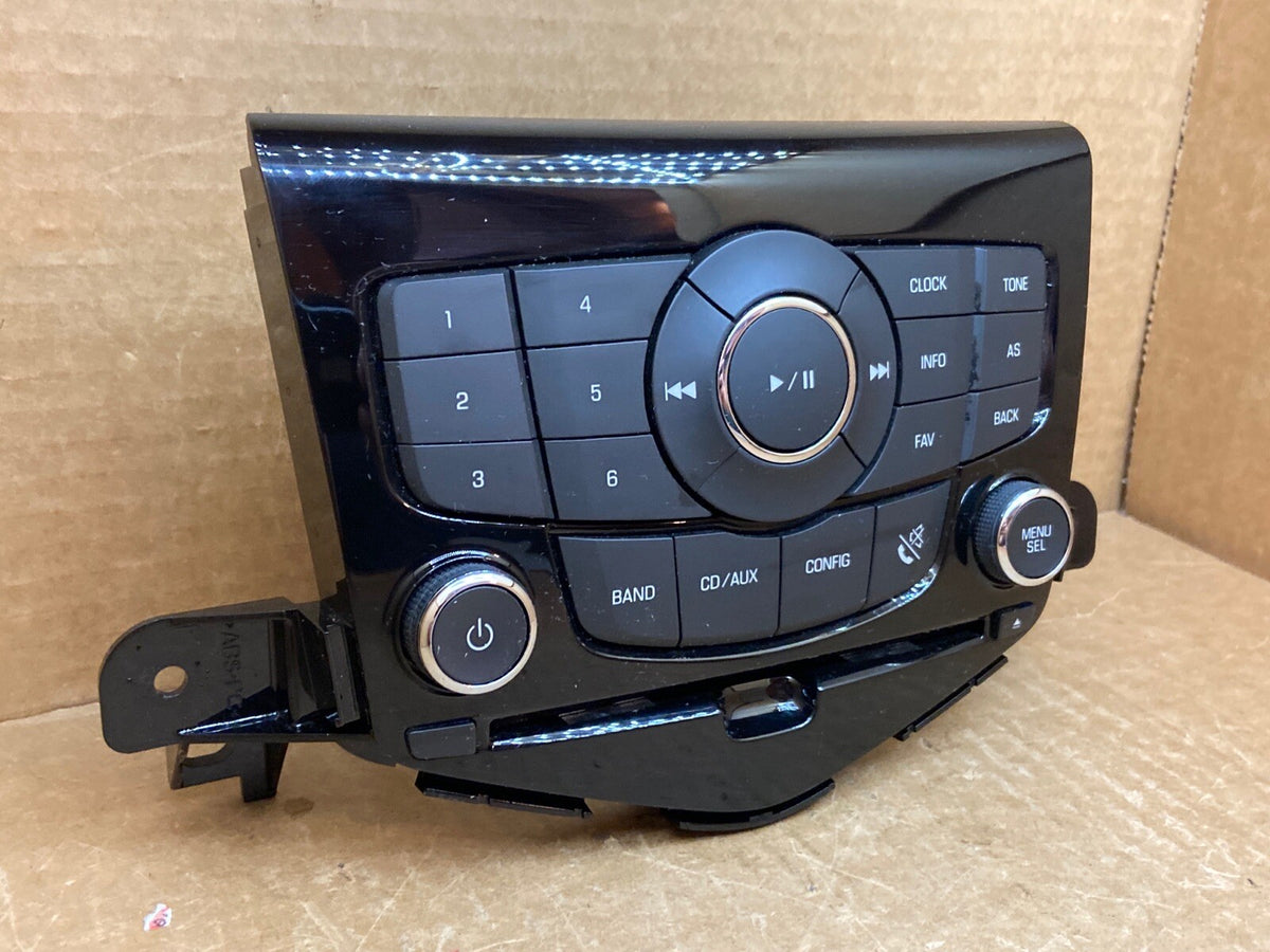 11 16 Chevy Cruze Radio CD Player Face Plate Control Panel Buttons Dial 959143672