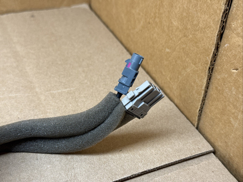 2019 2021 Hyundai Tucson Shark Fin Antenna Gemstone Red Metallic 96210 D3600R5R4