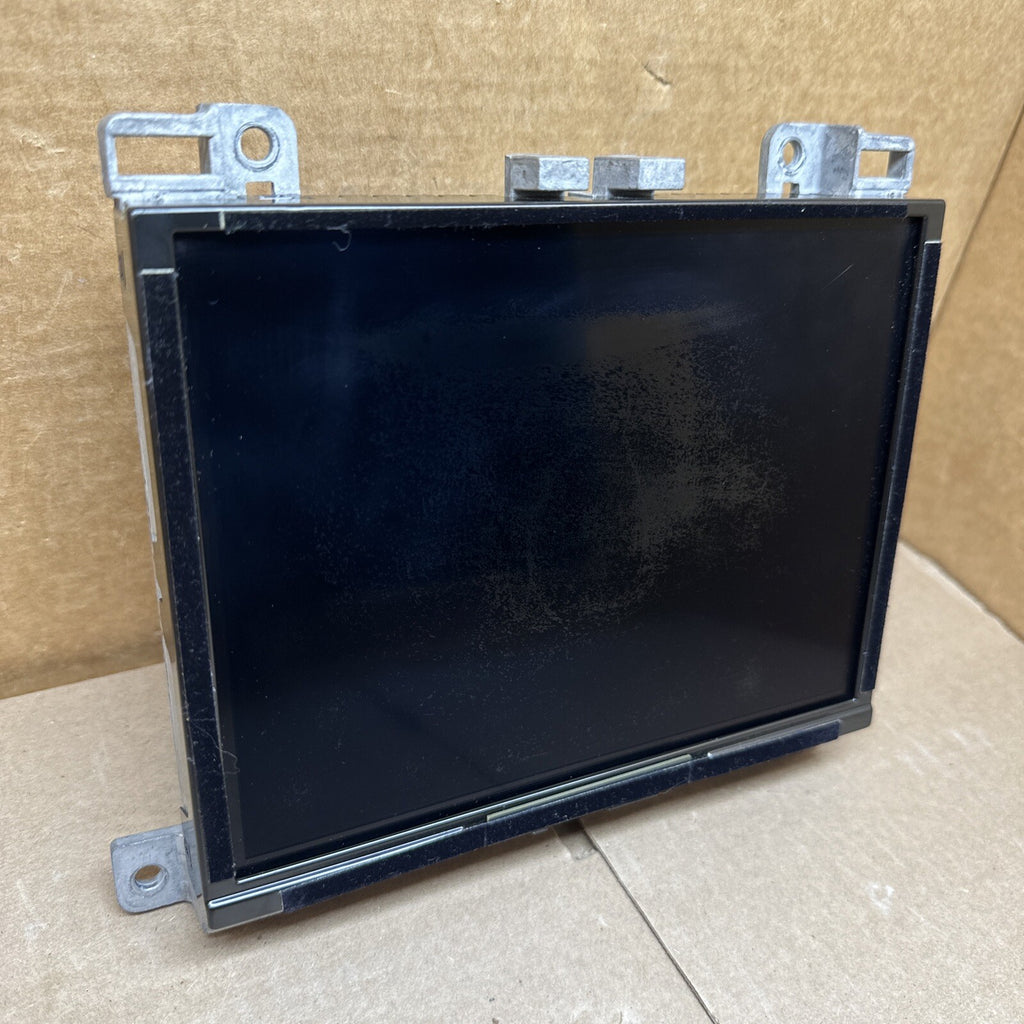 2017 2021 Chrylser 300 Radio Stereo 8.4 Display Screen OEM 68306687ZJ1