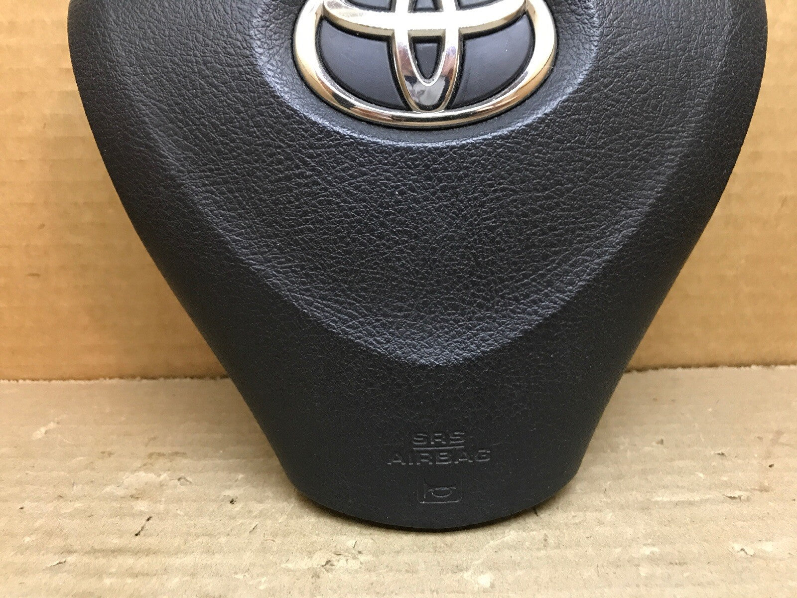 TOYOTA COROLLA L LE LEFT FRONT DRIVER SIDE STEERING WHEEL AIR BAG AIRBAG BLACK1