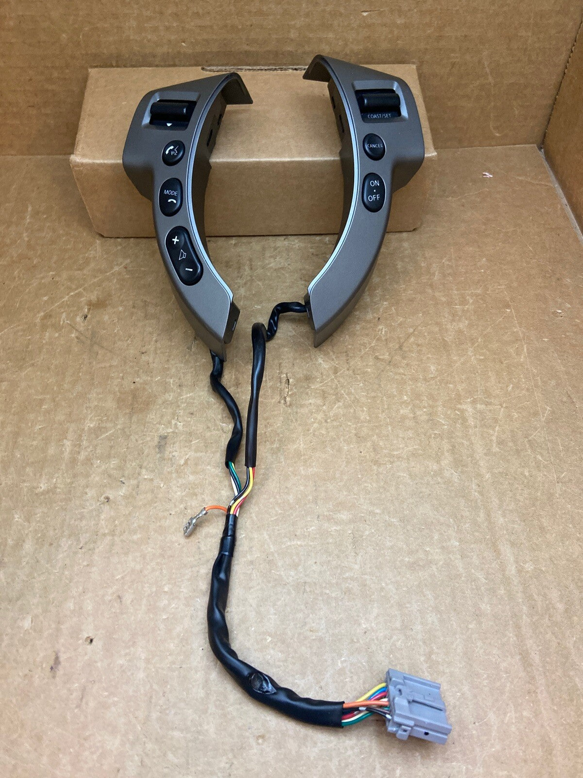 07 12 Nissan Sentra Steering Wheel Audio Cruise Control Radio Switch Buttons OEM0
