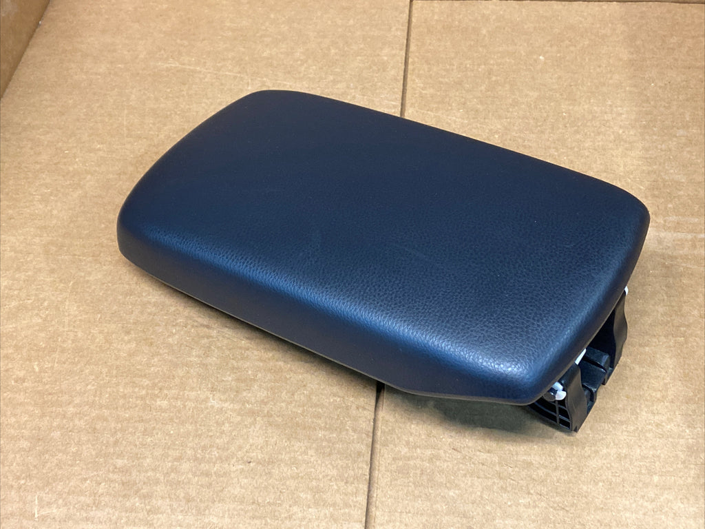 2013 2015 Toyota Rav4 Rav 4 Black Center Console Arm Rest Armrest Lid Black4