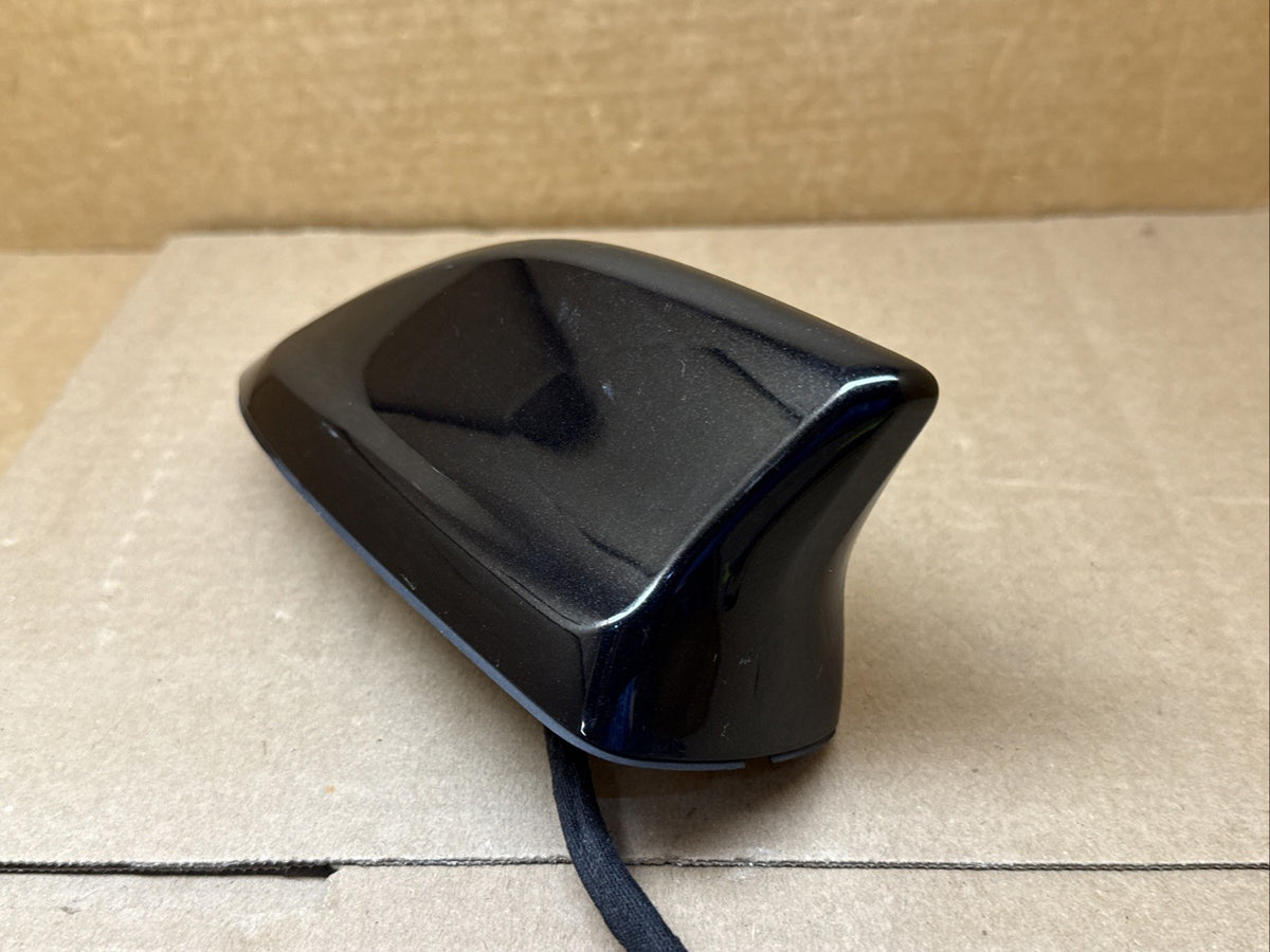 2016 2019 Ford Explorer Roof Antenna Shark Fin Black FT4T 19G461 AD59AY9