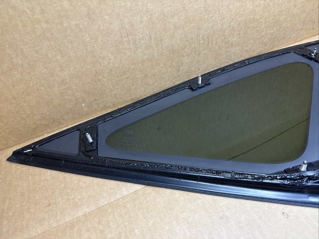 2022 2024 HYUNDAI TUCSON REAR LEFT DRIVER SIDE QUARTER WINDOW GLASS 87810N90108