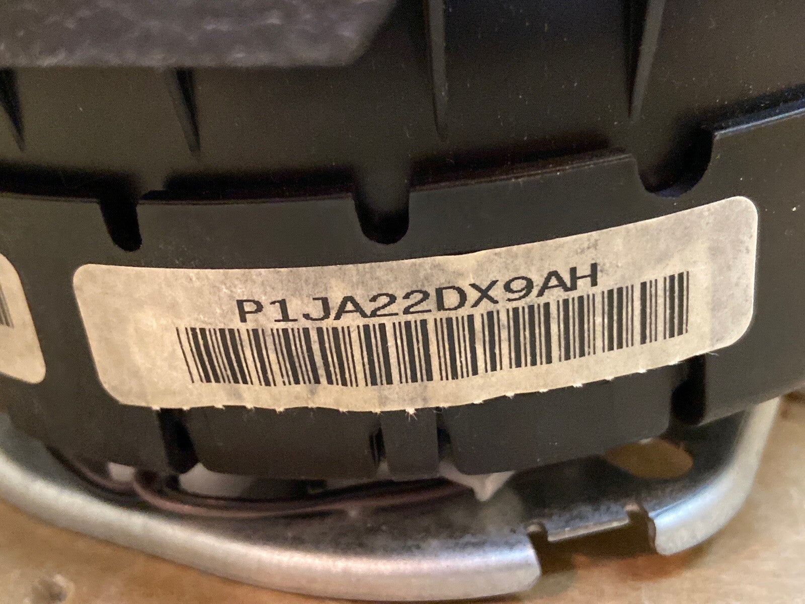 CHRYSLER 300 FRONT LEFT DRIVER SIDE STEERING WHEEL AIRBAG AIR BAG P1JA22DX9AH8