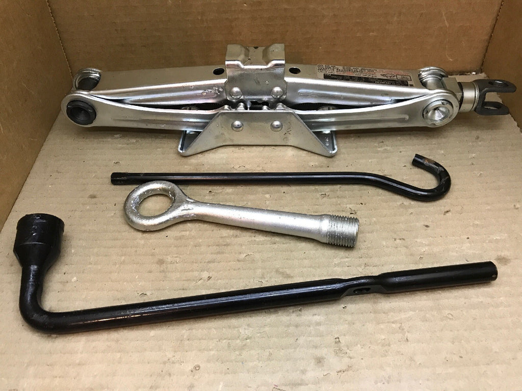 2004 2012 ACURA TL EMERGENCY SPARE TIRE SCISSOR JACK TOOLS LUG WRENCH KIT SET2
