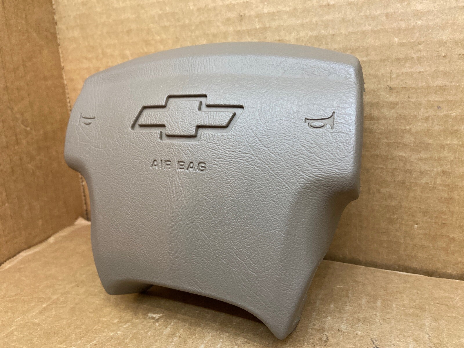 03 06 SILVERADO TAHOE LEFT DRIVER SIDE STEERING WHEEL AIR BAG AIRBAG TWO PLUG3