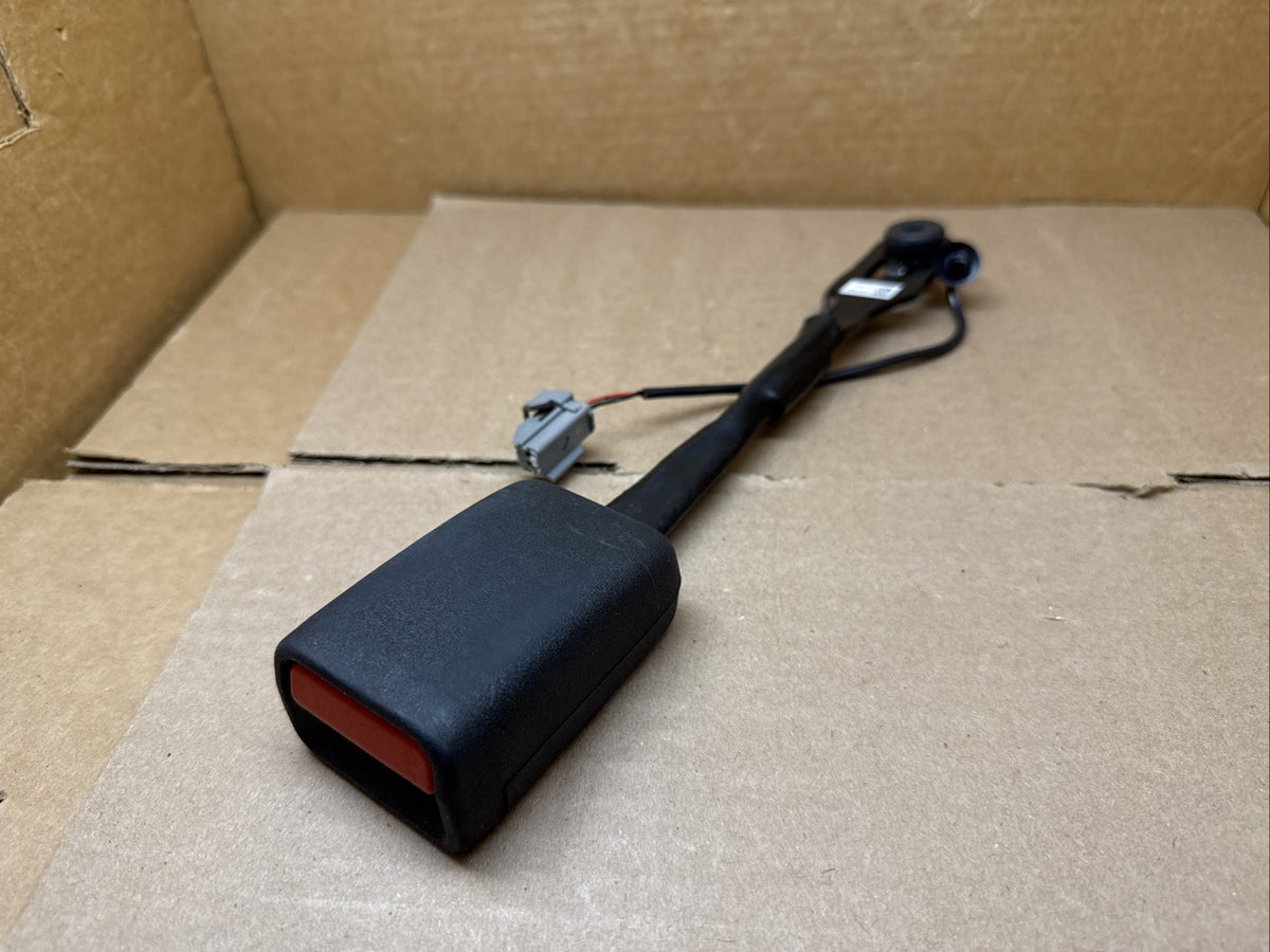 2017 2020 Chrysler Pacifica Front Right Passenger Side Seat Belt Seatbelt Buckle1