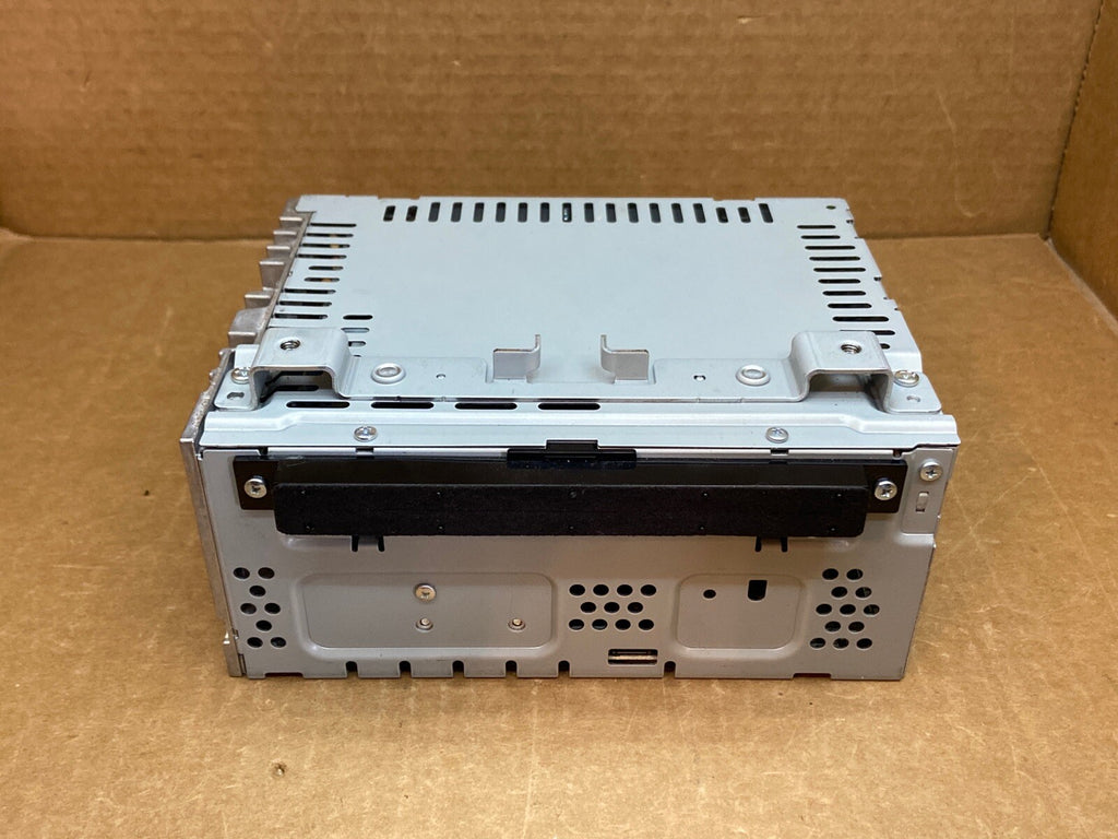 17 19 FORD ESCAPE RADIO RECEIVER CD PLAYER GJ5T 19C107 BE0