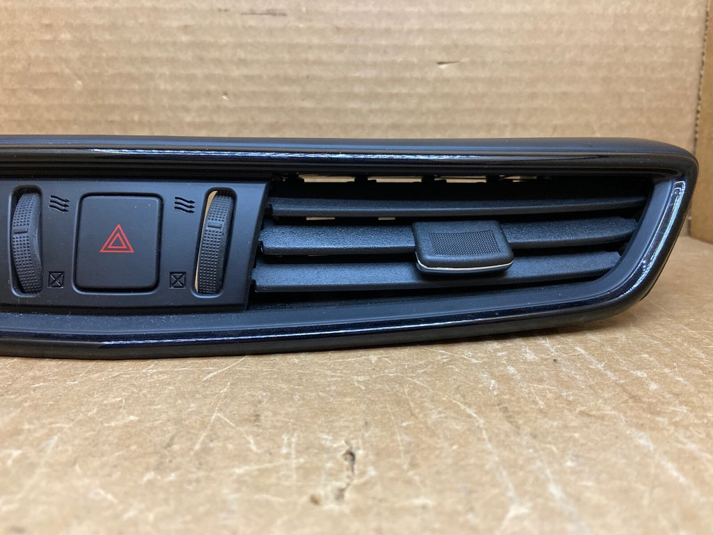 2017 2024 NISSAN ROGUE FRONT CENTER DASH AC HEAT AIR VENT BEZEL HAZARD SWITCH3