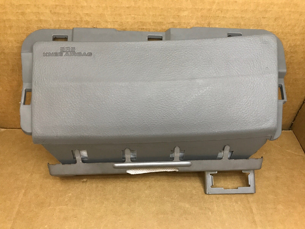 2007 2011 TOYOTA CAMRY FRONT LEFT SIDE DRIVER KNEE LOWER AIRBAG AIR BAG GRAY0