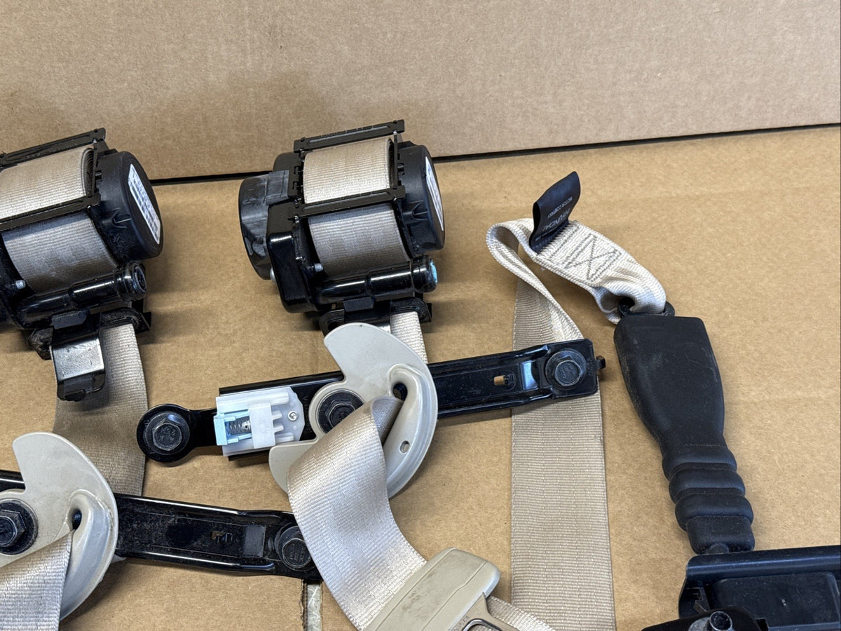 15 17 Hyundai Sonata Front Seat Belts Seatbelts Retractor Driver Passenger Tan3