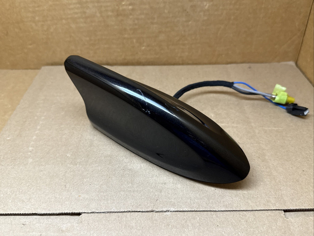 2016 2019 Ford Explorer Roof Antenna Shark Fin Black FT4T 19G461 AD59AY5