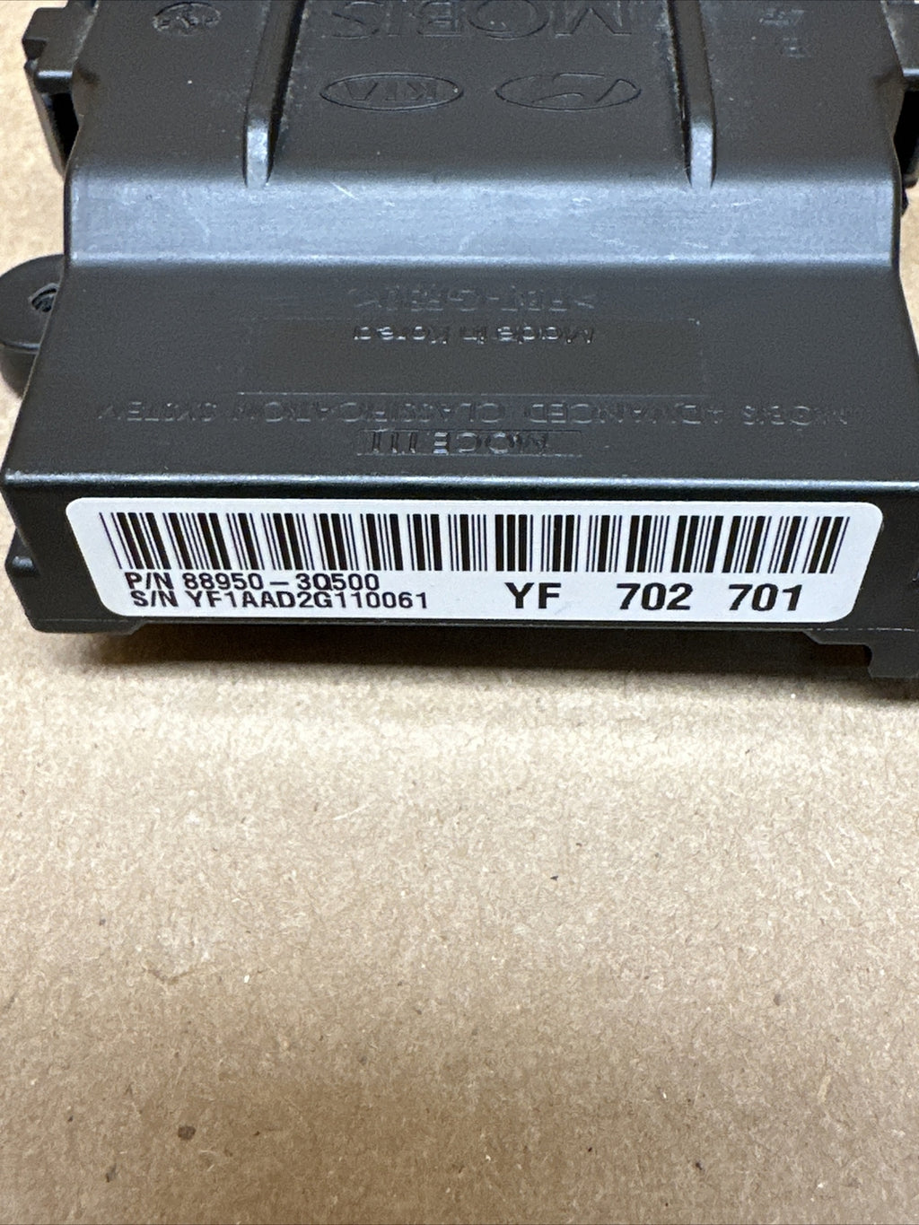 2011 2014 HYUNDAI SONATA PASSENGER SEAT OCCUPANT SENSOR MODULE 88950 3Q500 OEM2