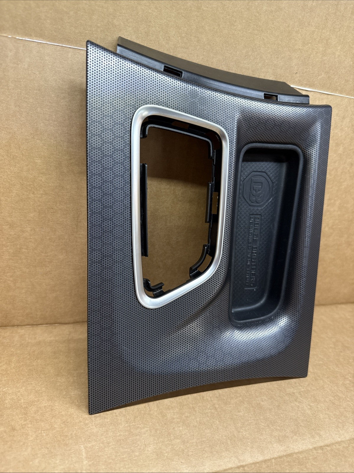 2015 2023 DODGE CHARGER CENTER CONSOLE GEAR SHIFTER BEZEL COVER TRIM OEM2