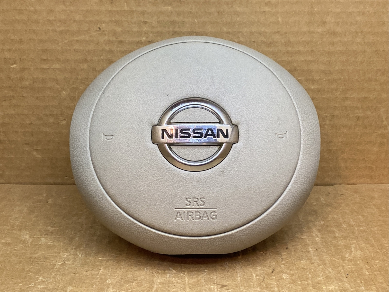 2009 2011 Nissan Cube Front Left Driver Side Steering Wheel Air Bag Airbag Gray1