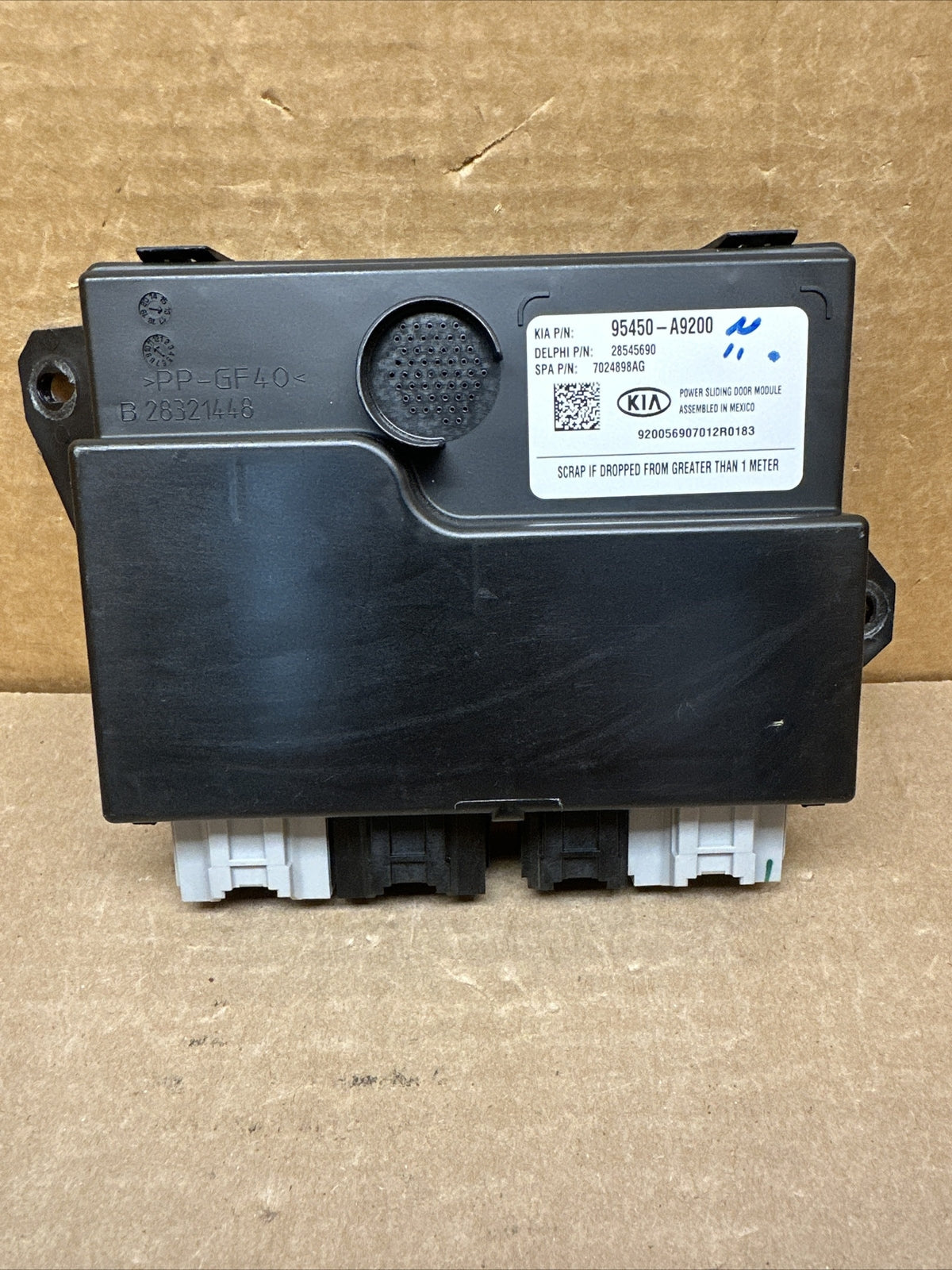 2015 2018 Sedona Right Passenger Power Sliding Door Control Module 95450 A92000
