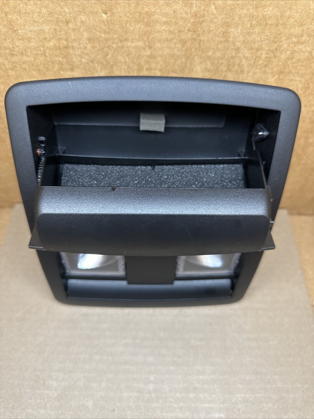2018 2022 Dodge Challenger Roof Console Overhead Lamp Black OEM Storage 11124264