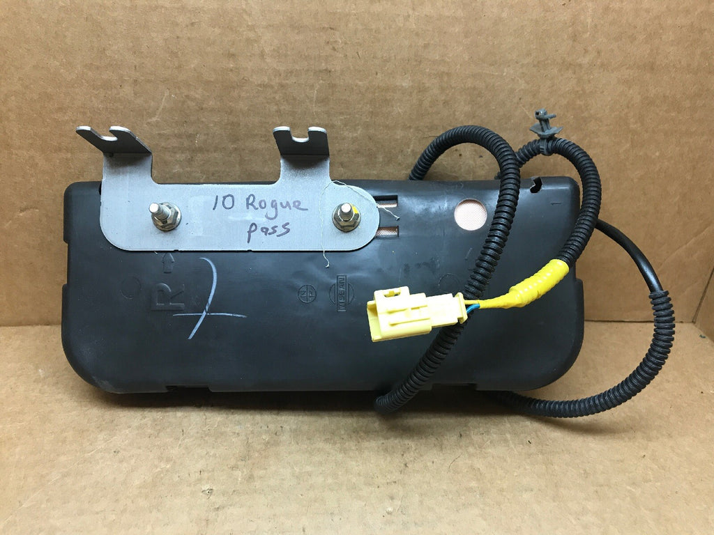 08 13 Nissan Rogue Front Right Side Passenger Seat Air Bag Airbag2