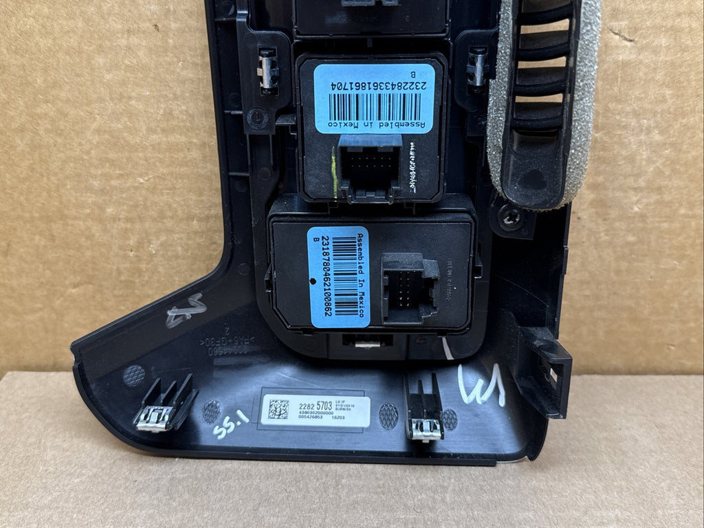 2014 2018 Chevy Silverado Dash 4x4 Gear Select Head Light Switch Trailer Brake10
