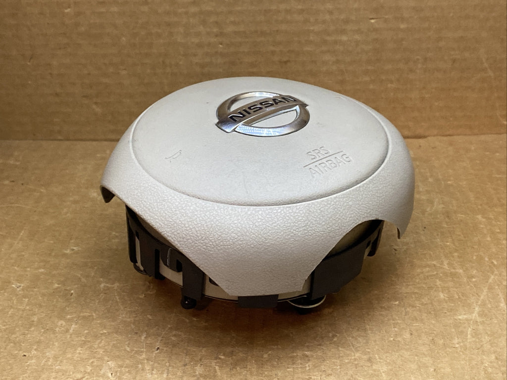 2009 2011 Nissan Cube Front Left Driver Side Steering Wheel Air Bag Airbag Gray5
