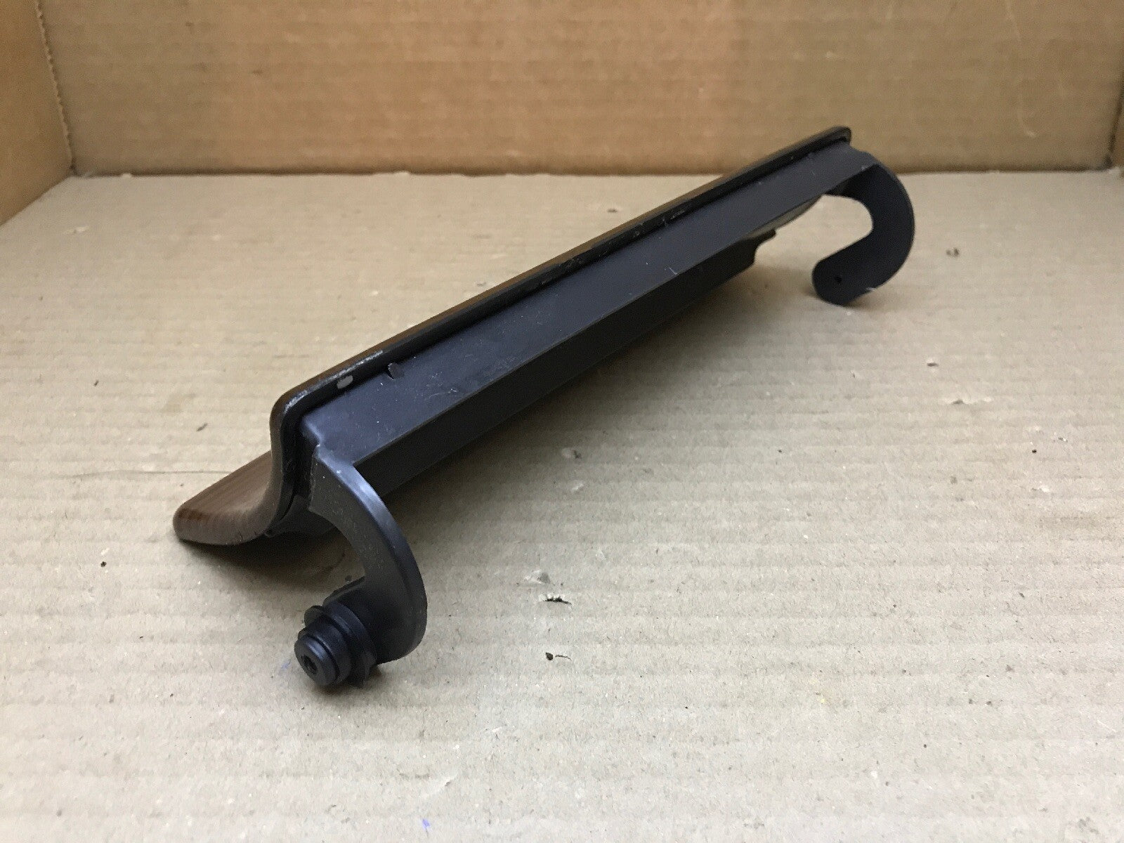 2003 2006 Cadillac Escalade Center Console Cup Holder Small Door Lid Cover OEM2