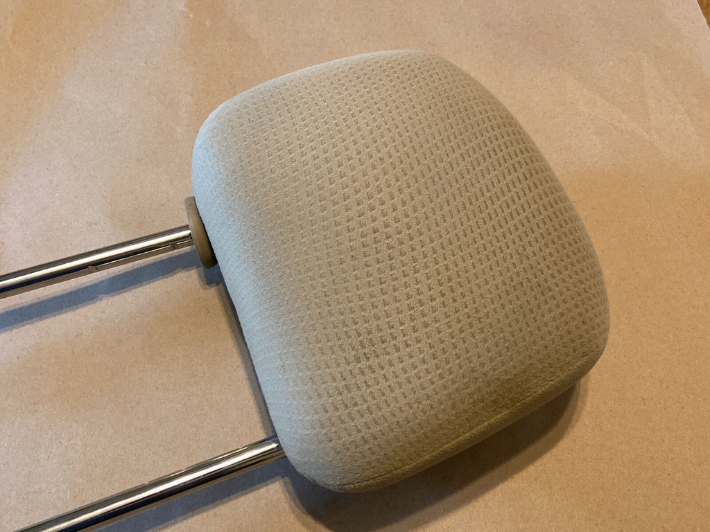 11 16 Town Country Grand Caravan Front Active Head Rest Headrest Frost Beige5