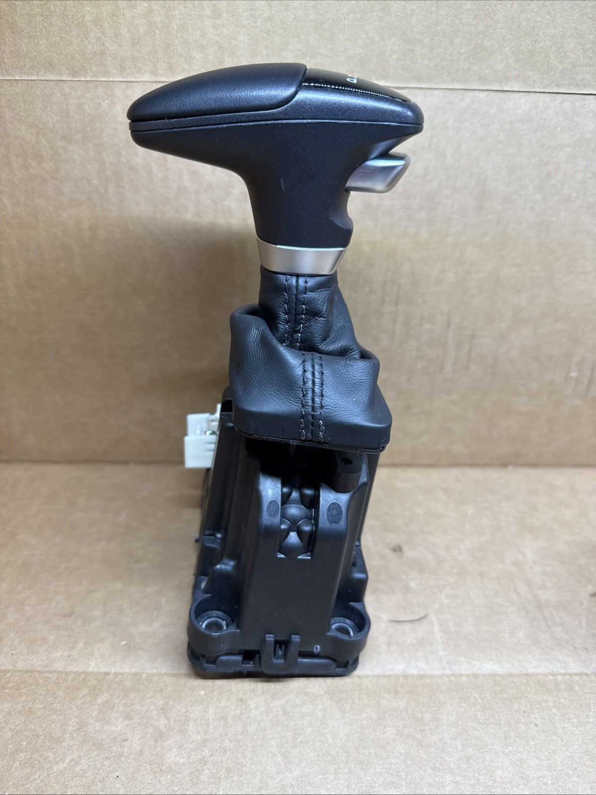 2015 2023 CHARGER CHALLENGER FLOOR CONSOLE AUTOMATIC GEAR SHIFTER 04670717AD OEM6