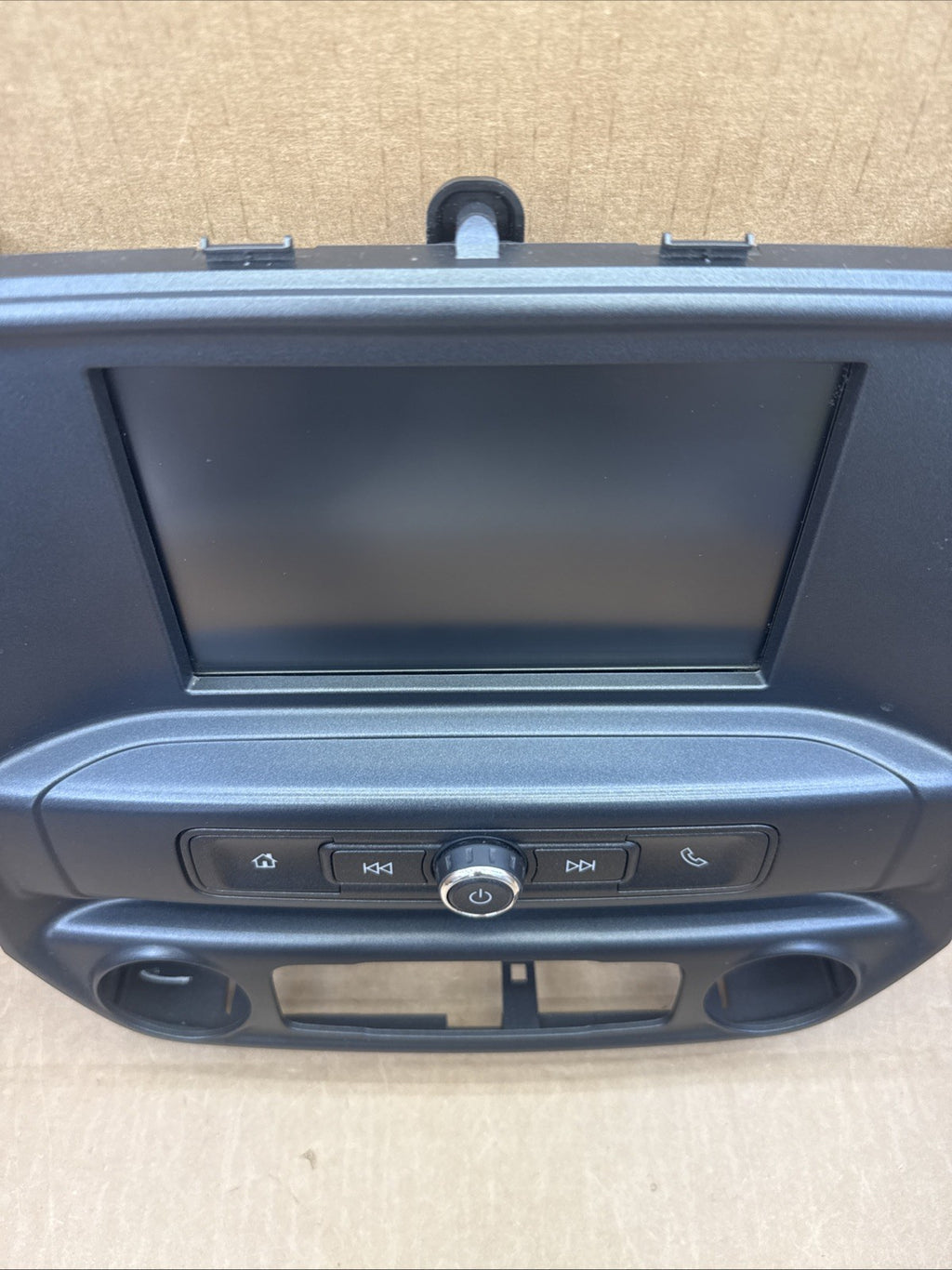 2017-2018 SILVERADO radio info display screen climate control panel 23472965 OEM6
