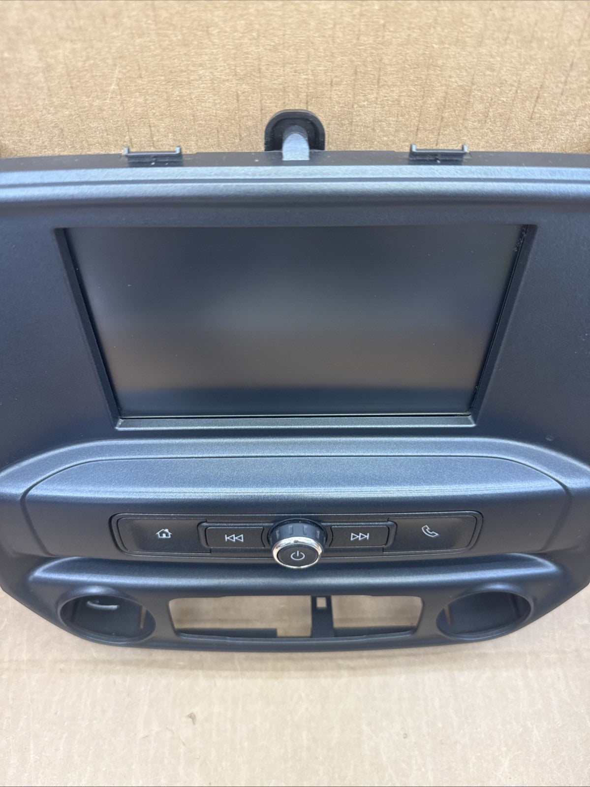 2017-2018 SILVERADO radio info display screen climate control panel 23472965 OEM6