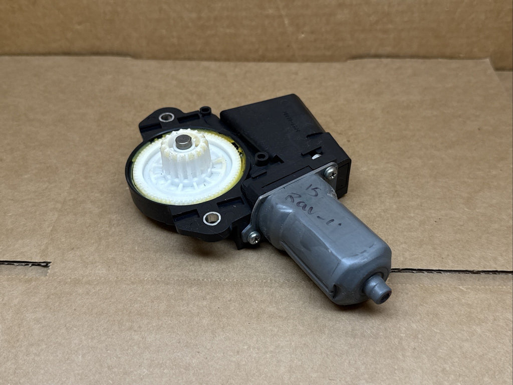2013 2018 Toyota Rav 4 Rav4 Sun Roof Sunroof Motor8