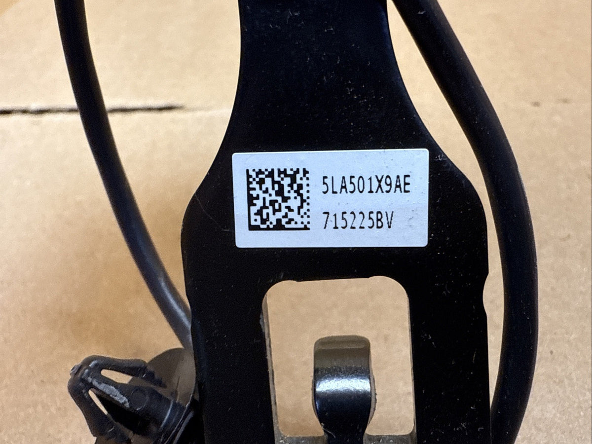 2017 2020 Chrysler Pacifica Front Right Passenger Side Seat Belt Seatbelt Buckle6