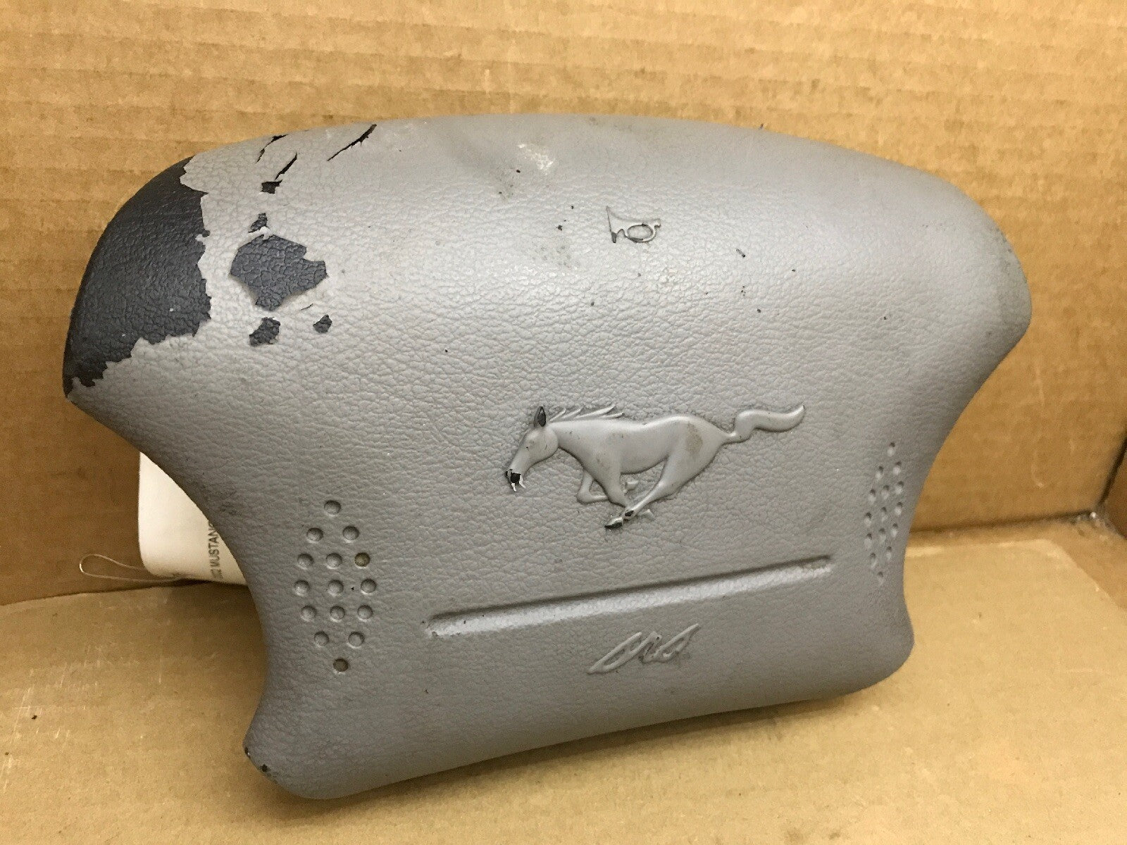 1999 2004 FORD MUSTANG STEERING WHEEL DRIVER DRIVER'S AIRBAG AIR BAG 2