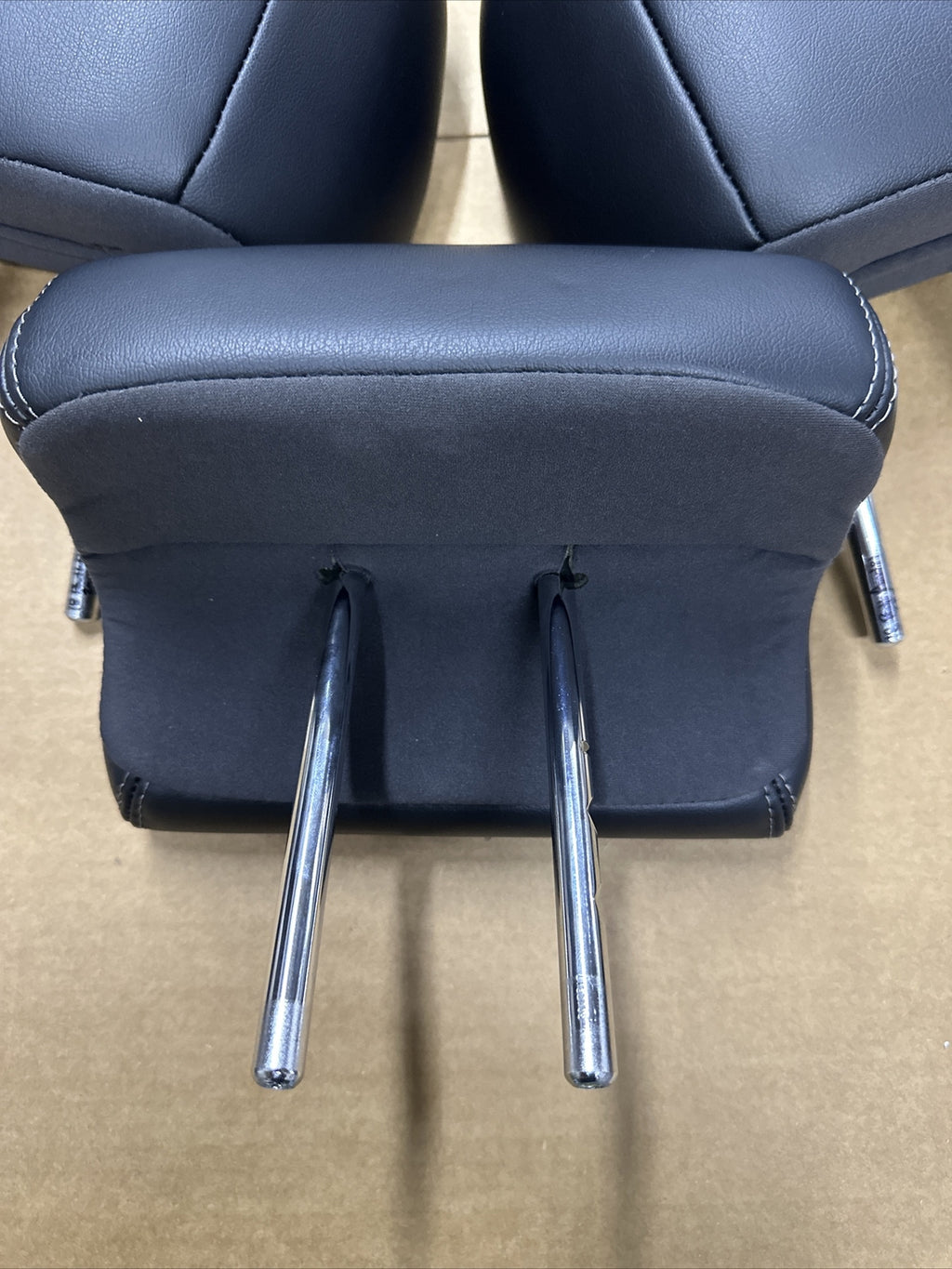 2013 2018 Pathfinder QX60 Rear Seat 2nd Row Headrest Head Rest Set Black Leather5