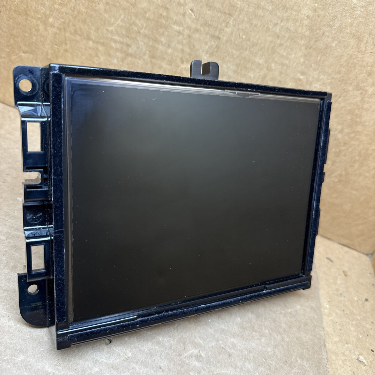 2017 2019 Jeep Compass OEM Radio 8" Touch Screen Display VP2RFP P68292822AJ0